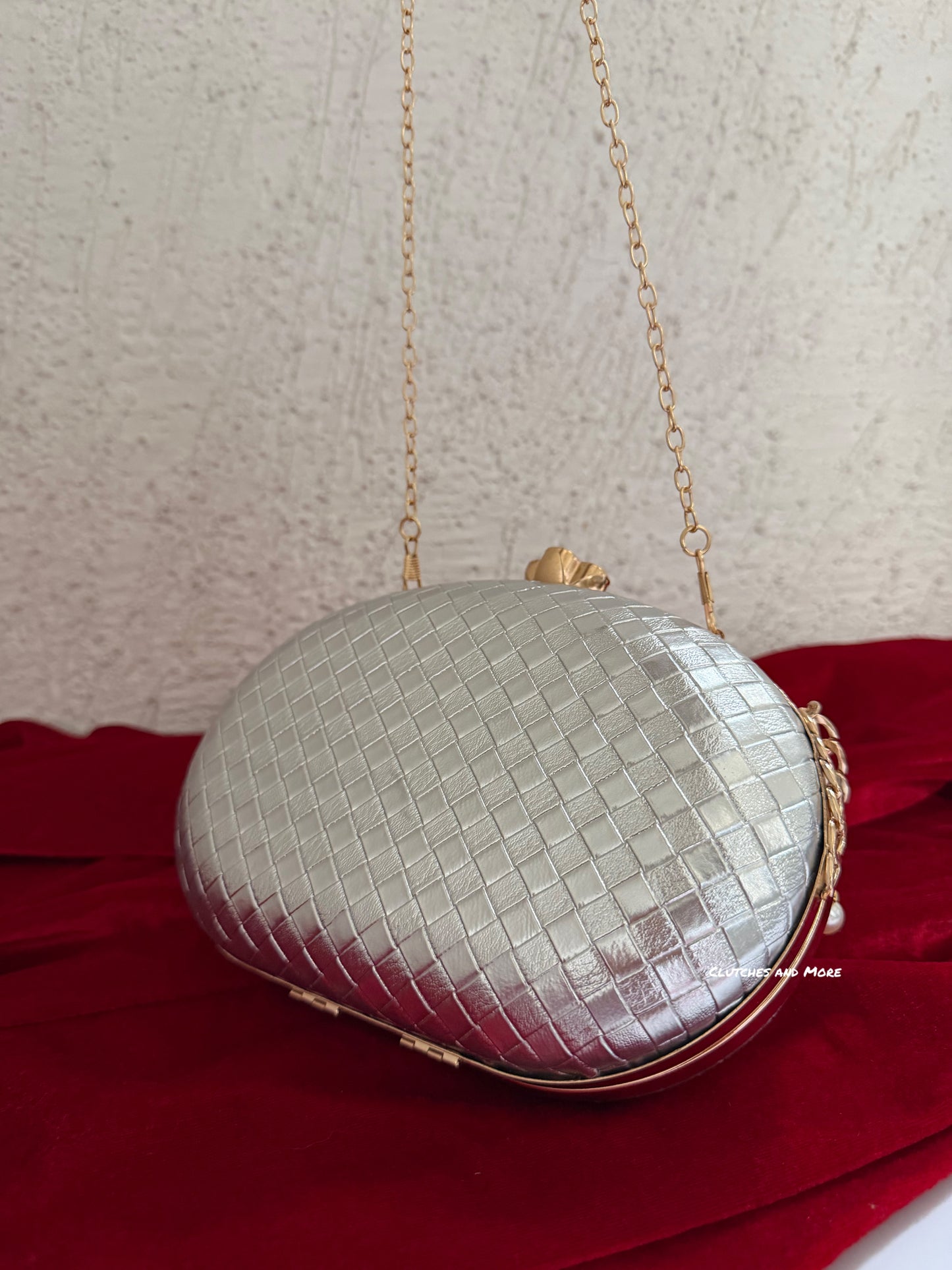 Criss Cross Capsule Bag Silver