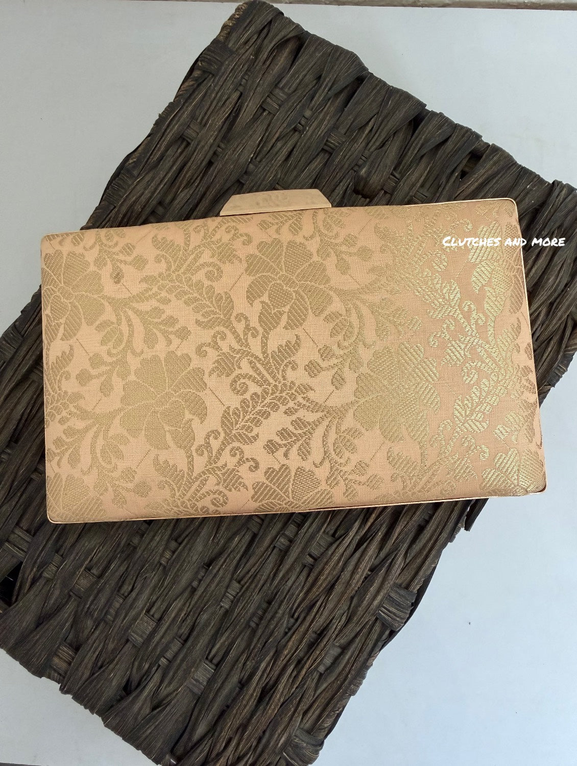 Kala Banarsi Clutch Peach