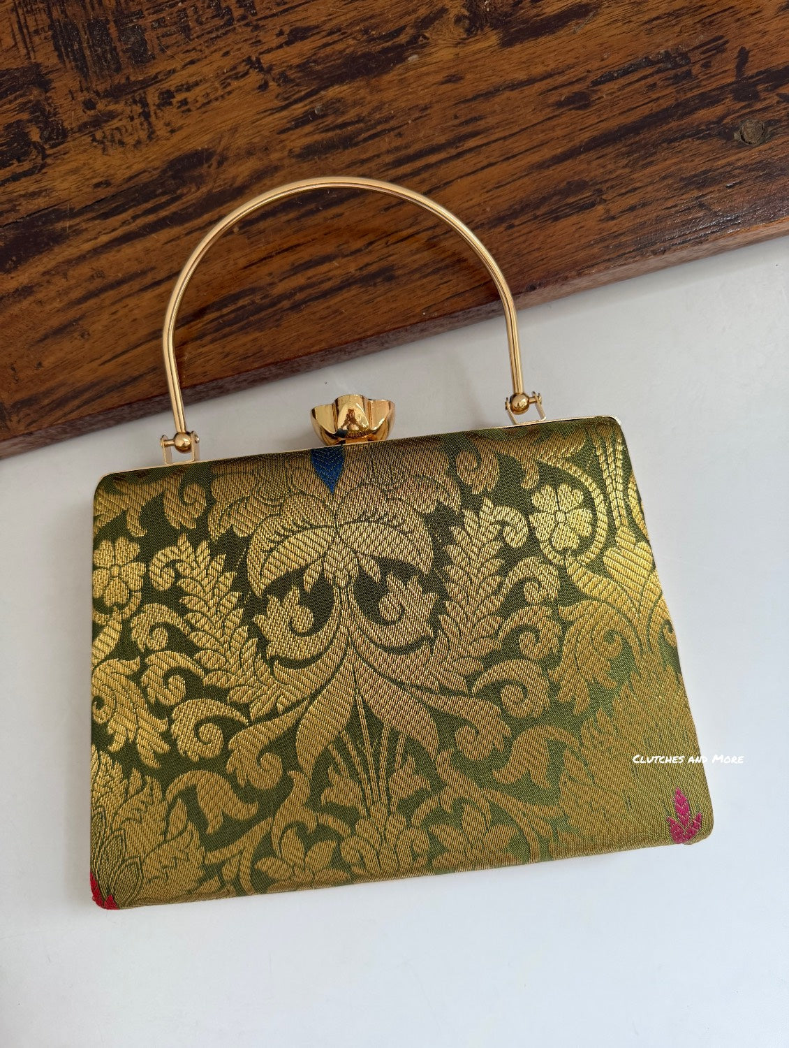 Hoor Banarsi Clutch Green