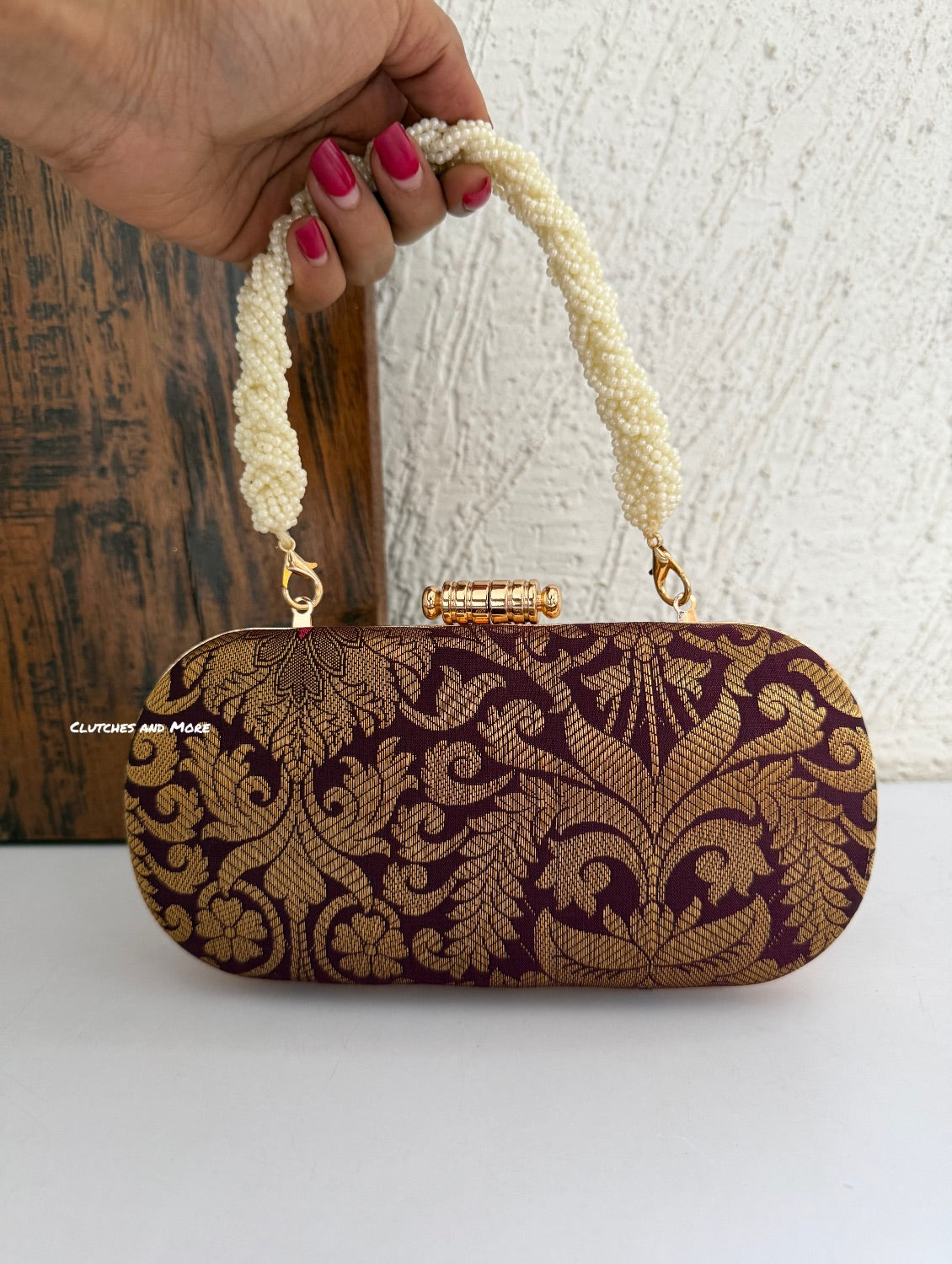 Adaa Banarsi Clutch Wine