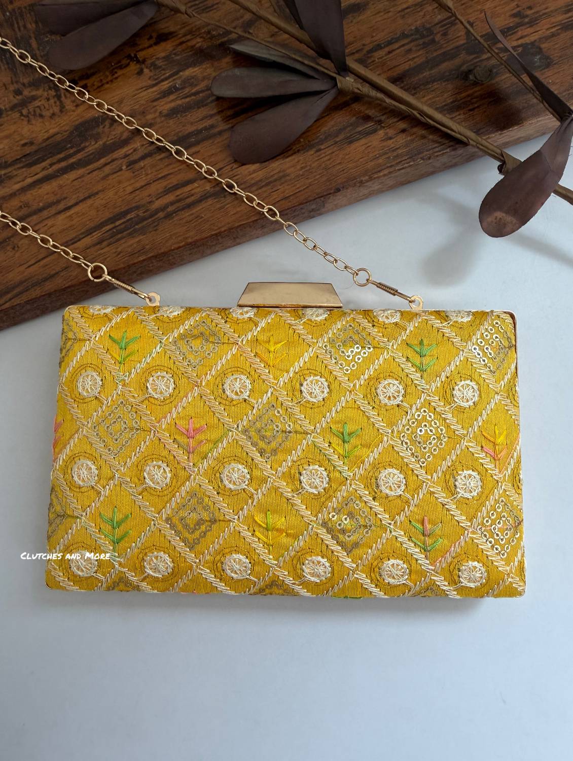 BloomingDale Clutch Yellow