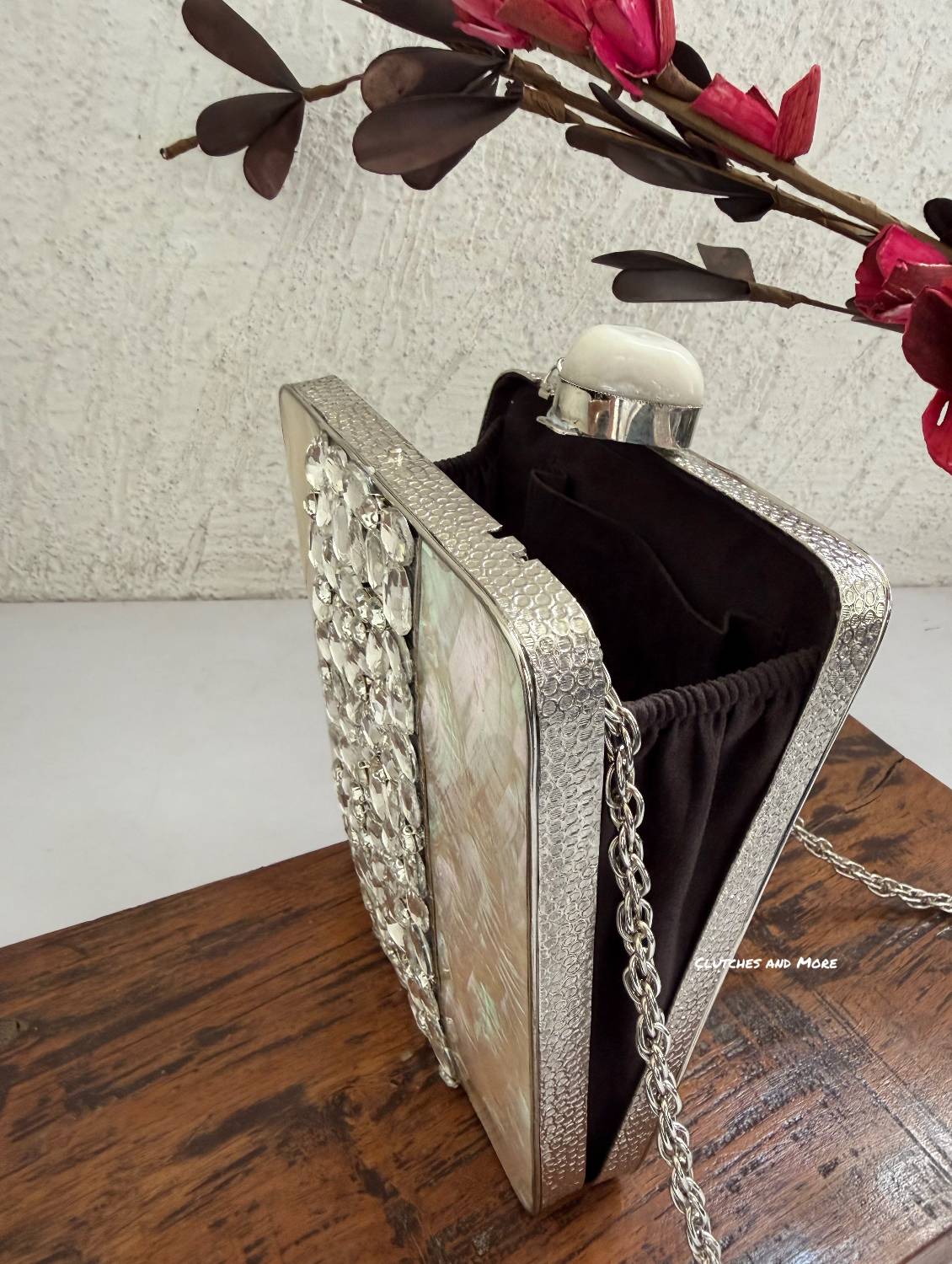 Mother of Pearl luxury clutch Silver