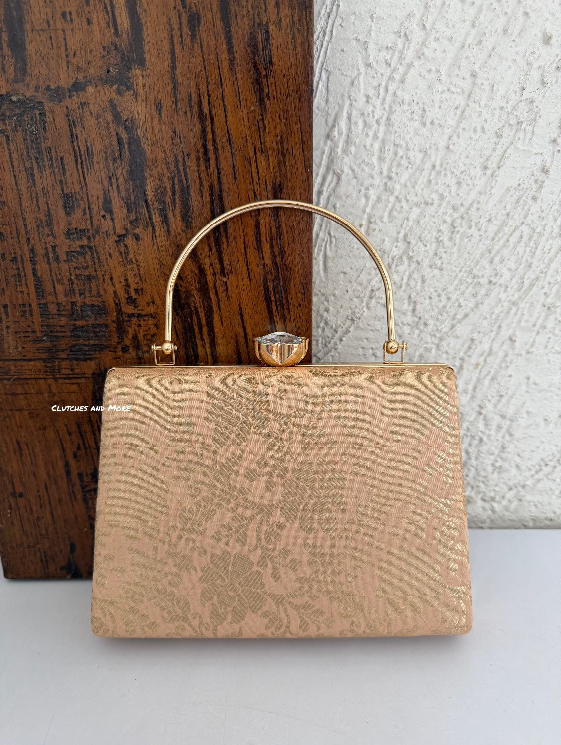 Hoor Banarsi Clutch peach