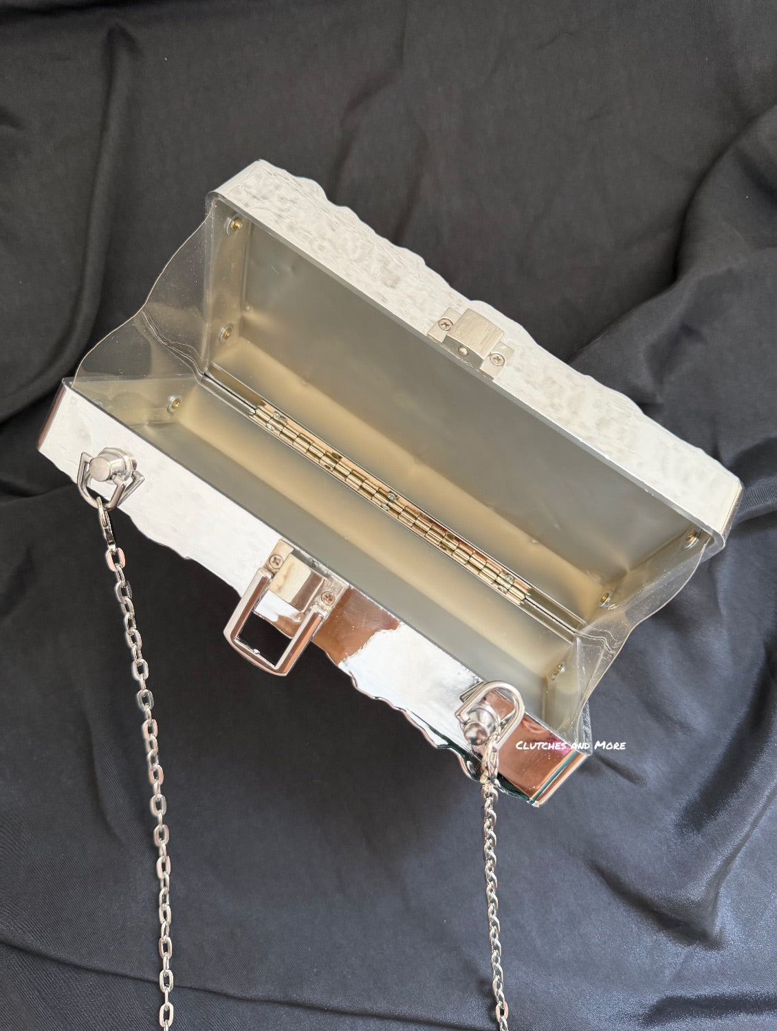 Sliver Party Clutch