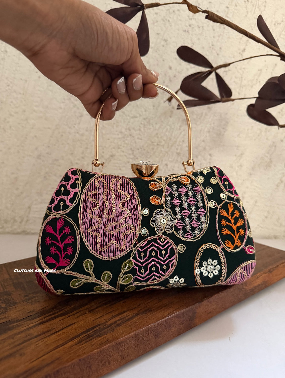 Lakhnawi Chikankari Box Clutch Dark Green