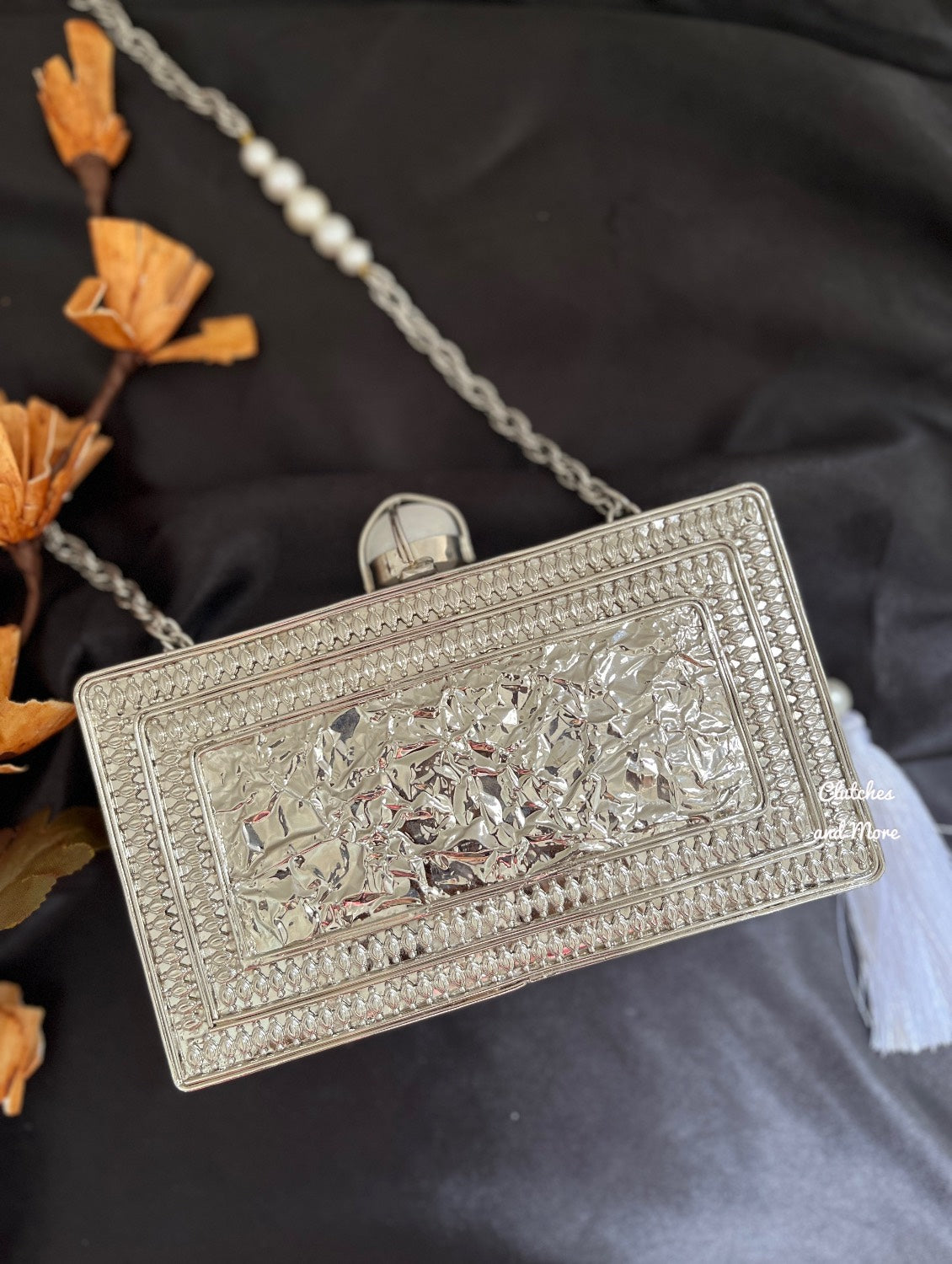 Mother of pearl luxury  silver clutch with tassel