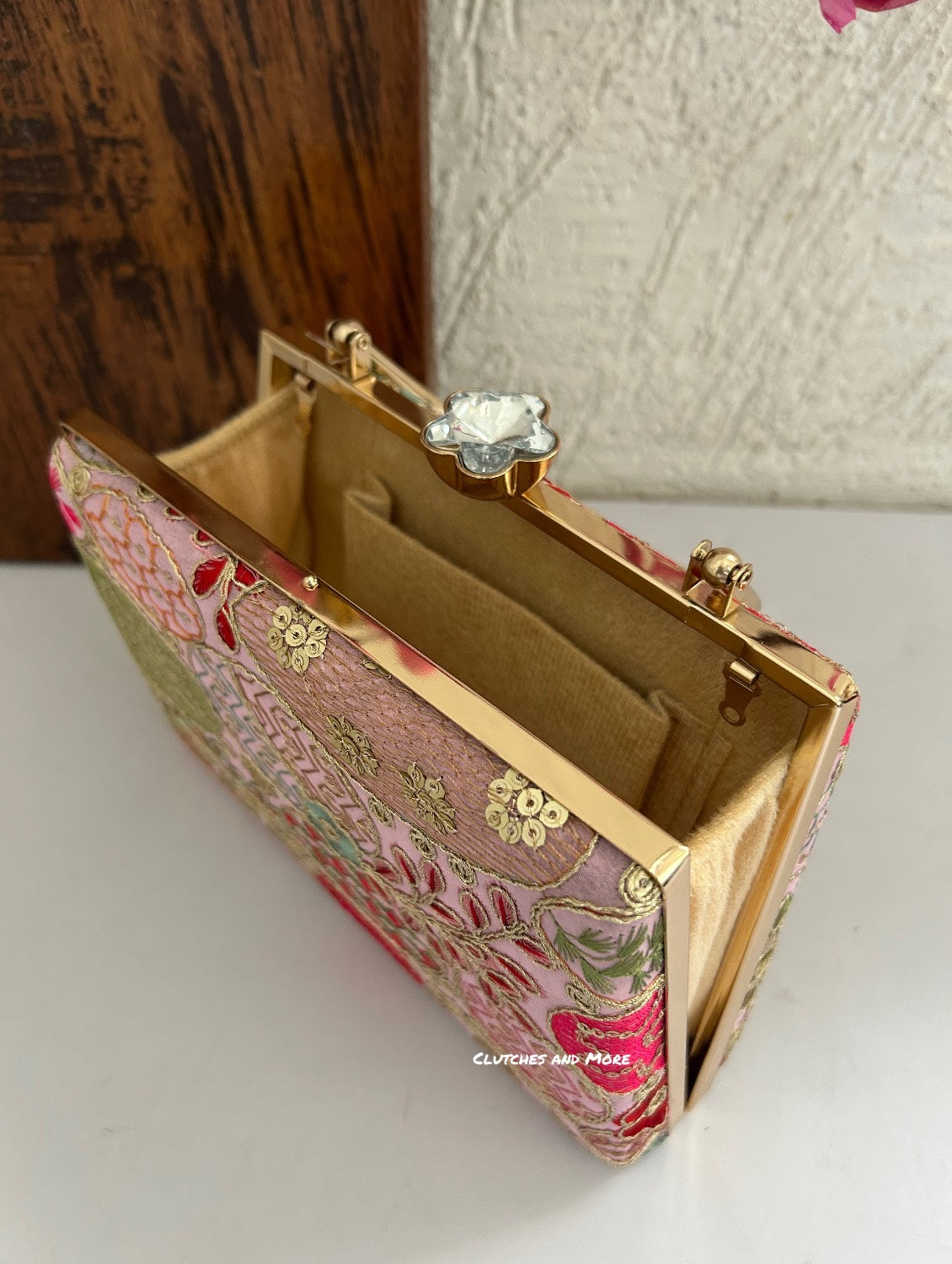 Lakhnawi Chikankari Bag Pink