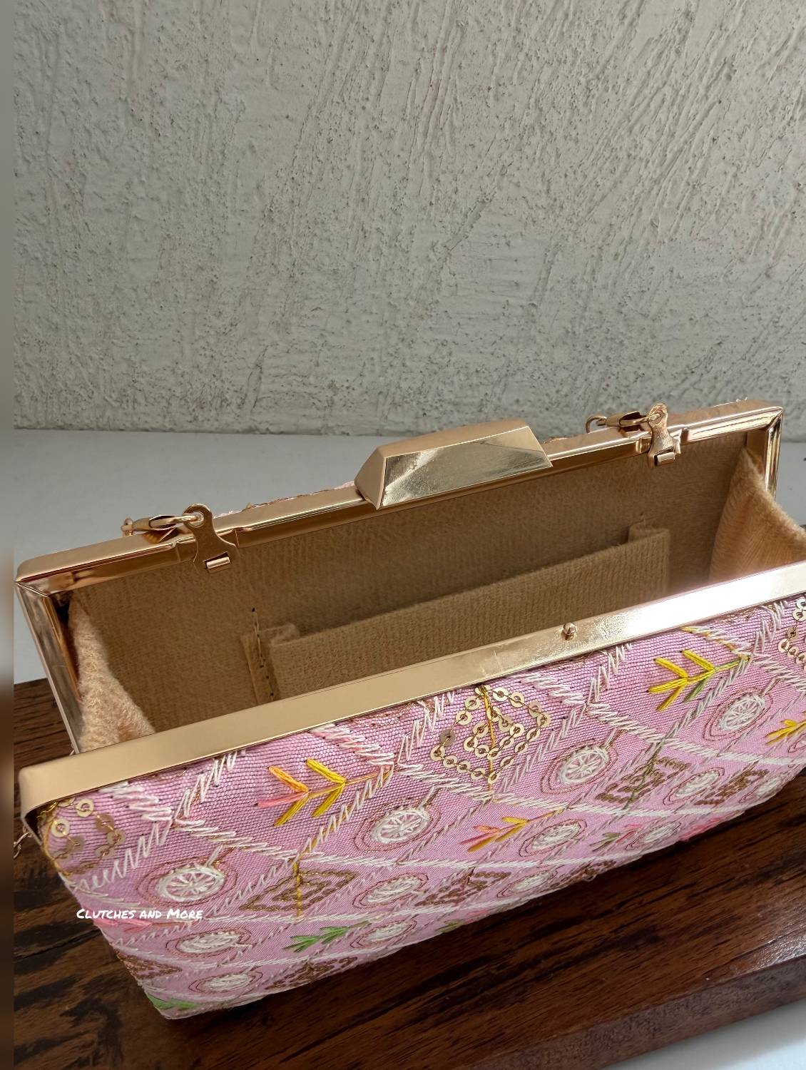 BloomingDale Clutch Pink