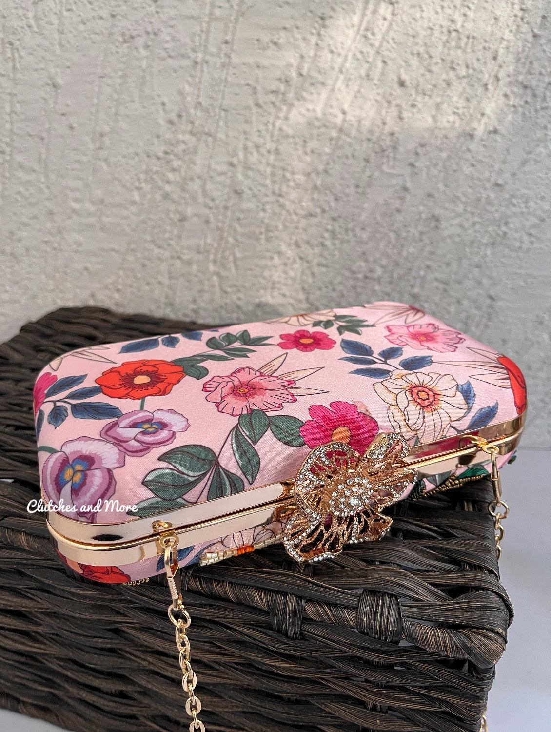 Poppy Multicoloured Pink Clutch