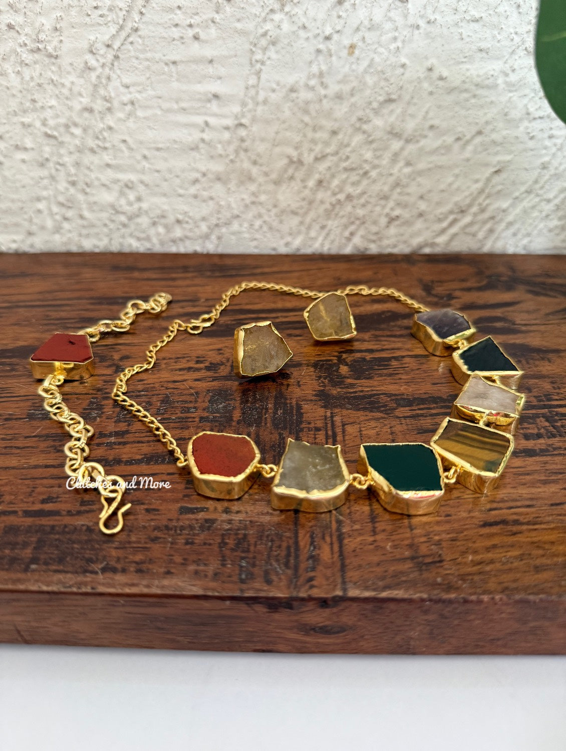 Taraakshi Multitone Choker Set
