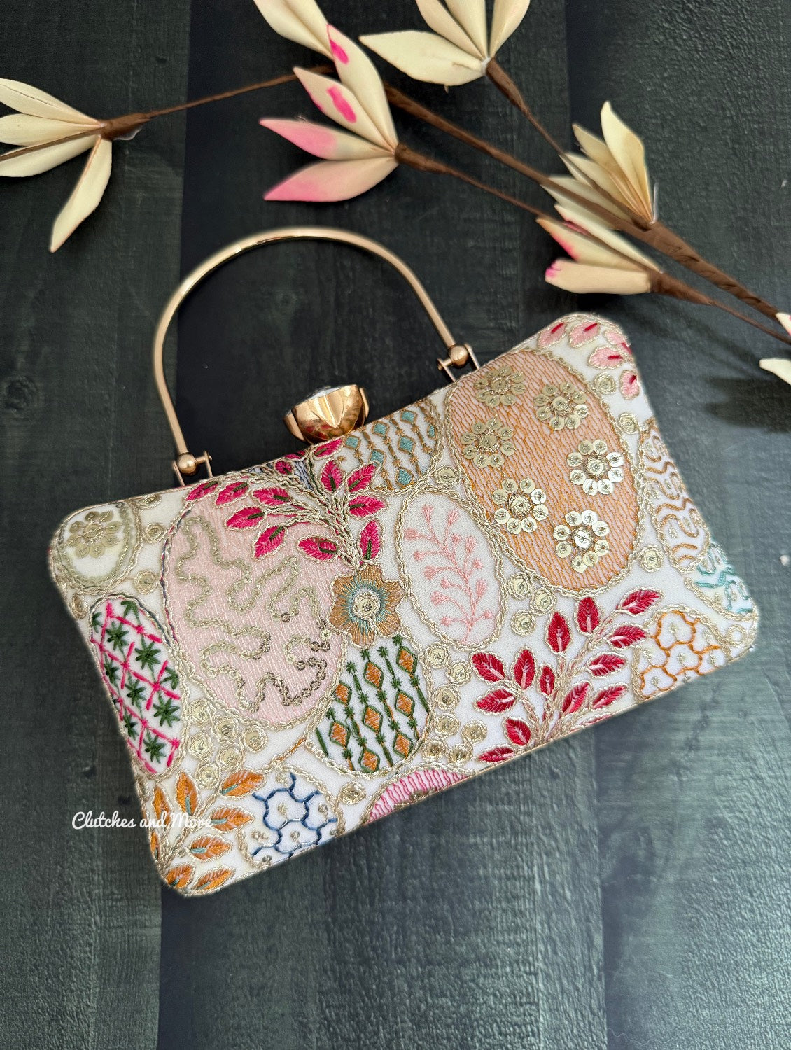 Lakhnawi Chikankari Bag White
