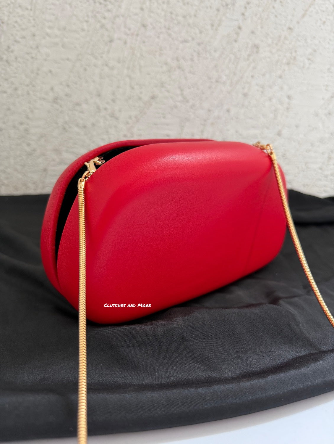 The ZARA Clutch Red