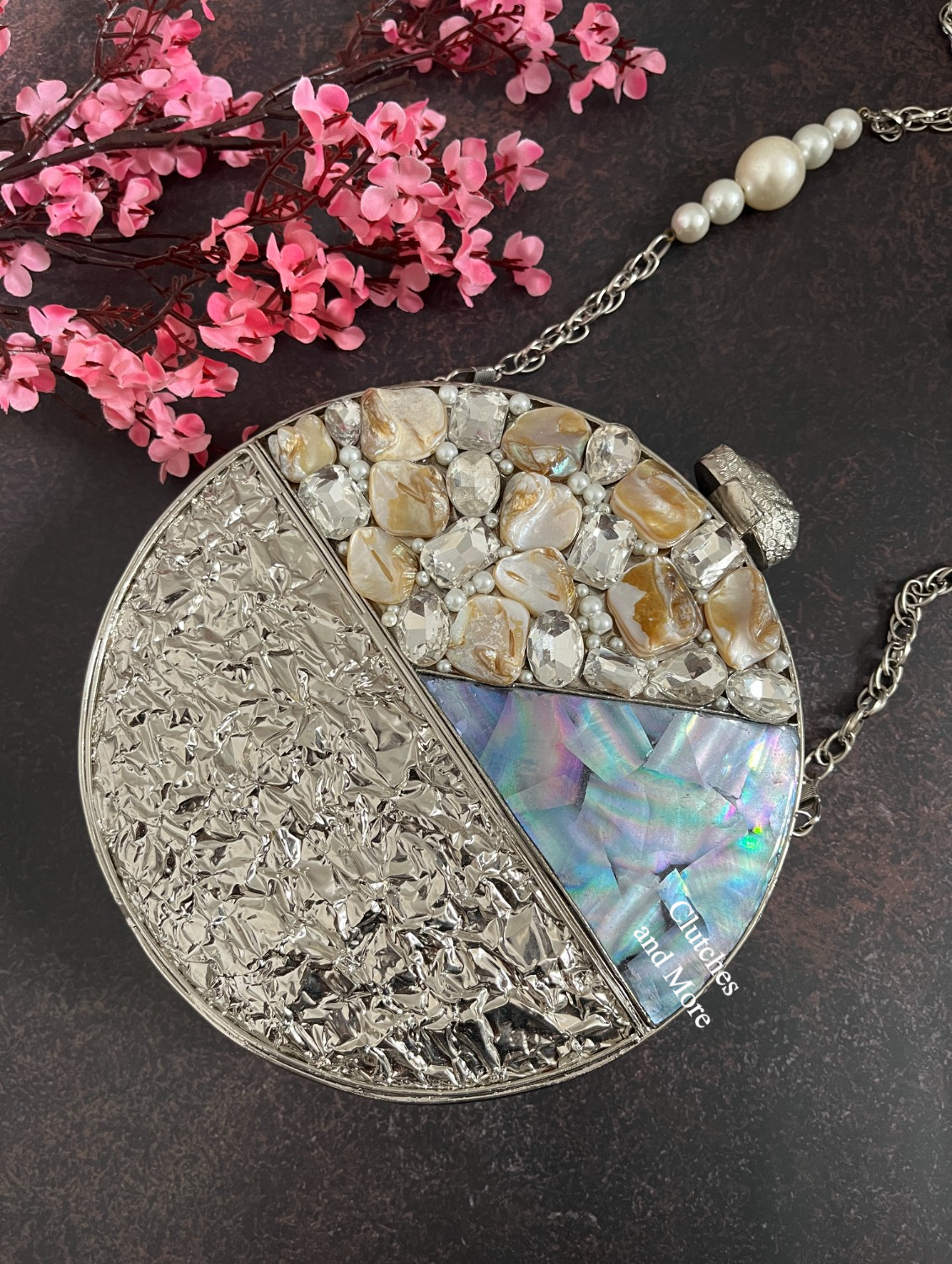 Round Silver Mother of pearl